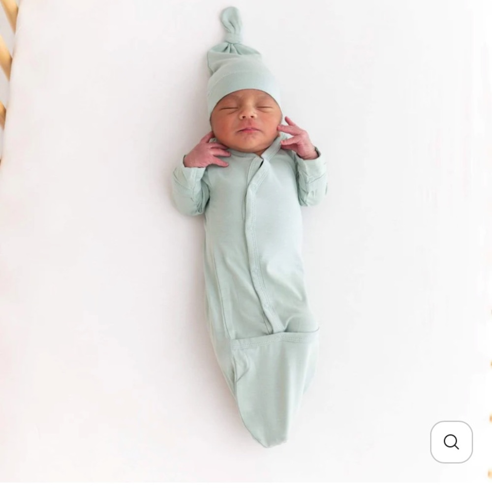 KYTE BABY Bundler + Knotted Cap in Sage